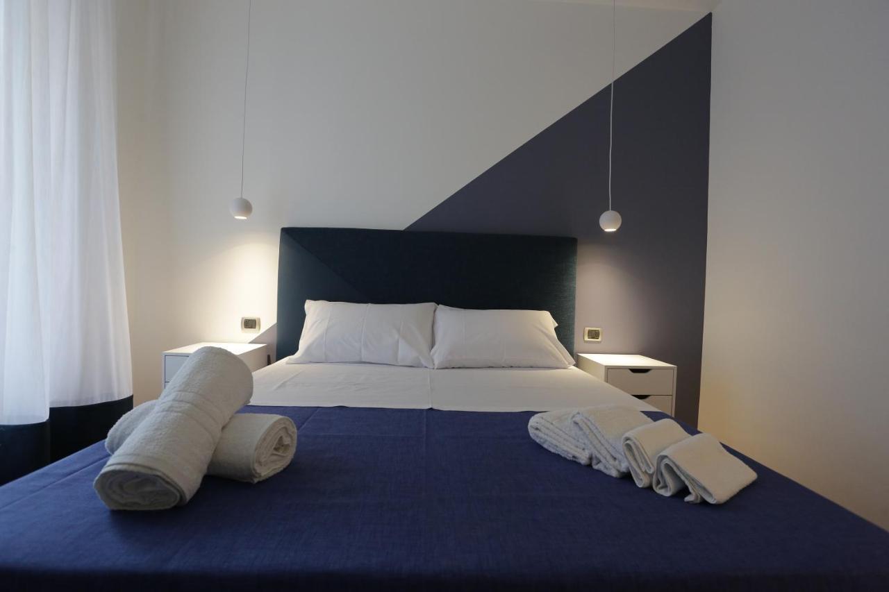 Ersilia Chiaia Suite Napoli Bagian luar foto