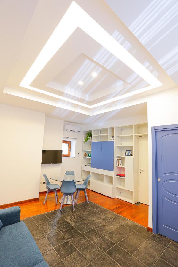 Ersilia Chiaia Suite Napoli Bagian luar foto